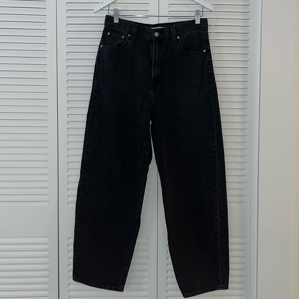 Black Balloon Leg Levi’s